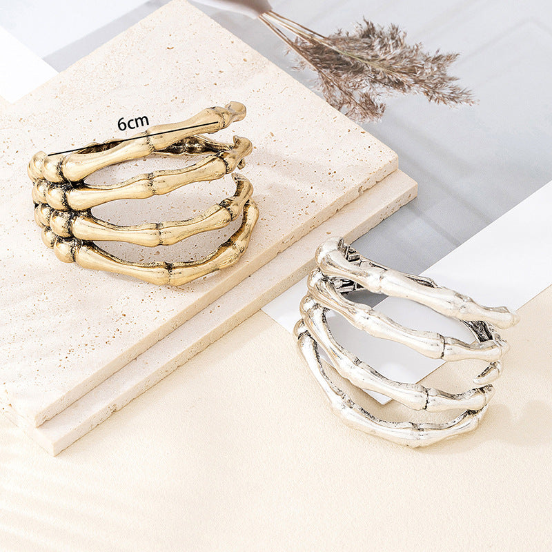 Vintage Skull Claw Spring Bracelet
