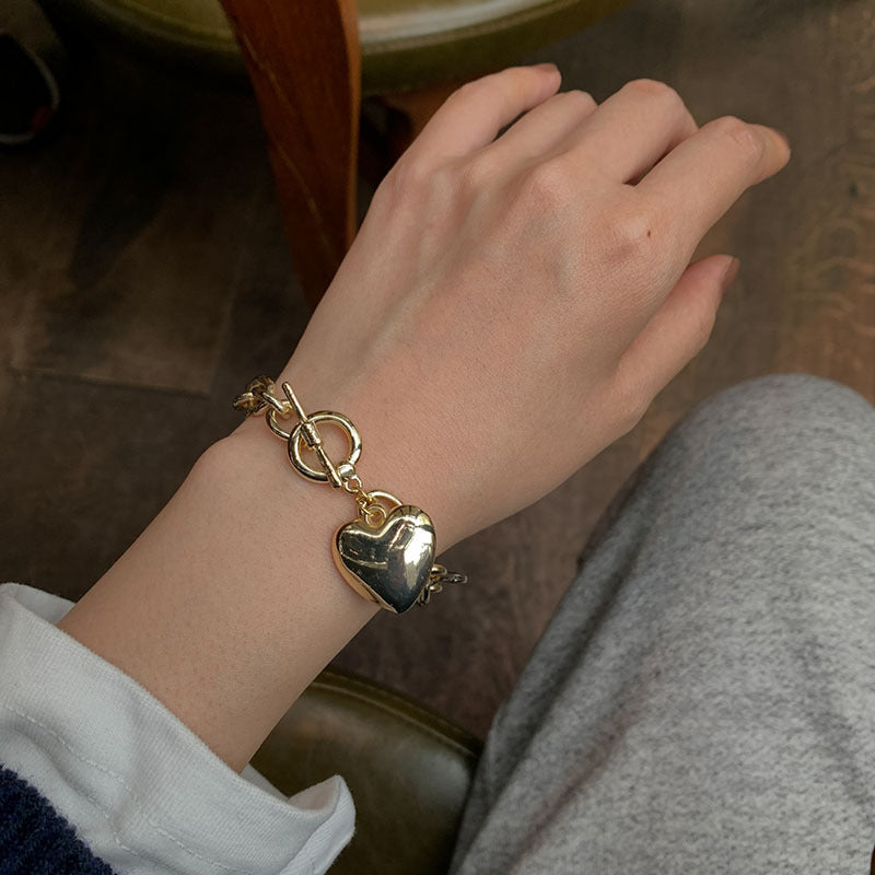 Heart Shaped Alloy Bracelet for Women