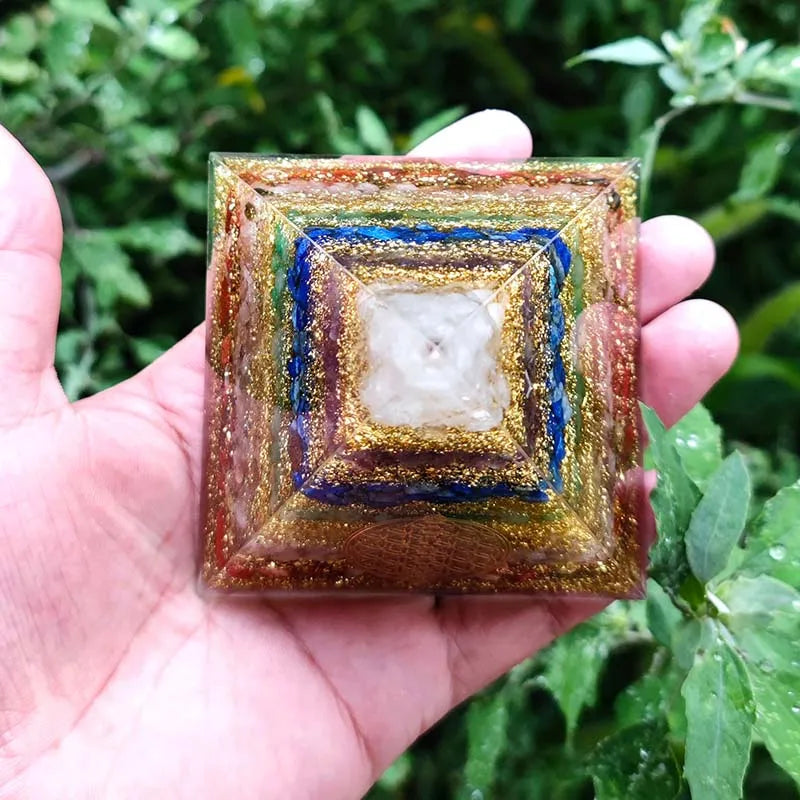 7 Chakra Orgonite Pyramid