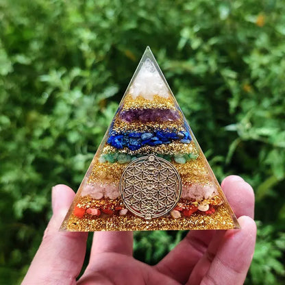 7 Chakra Orgonite Pyramid