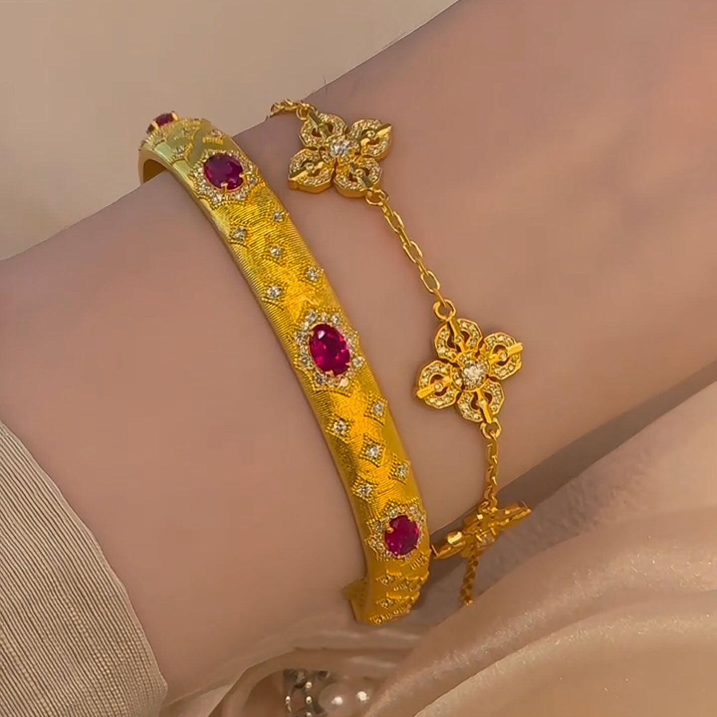 Red Gemstone Clasp Copper Gold Palace Style Vintage Bracelet