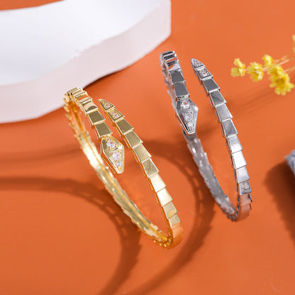 Double Circle Snake Bone Diamond Bracelet